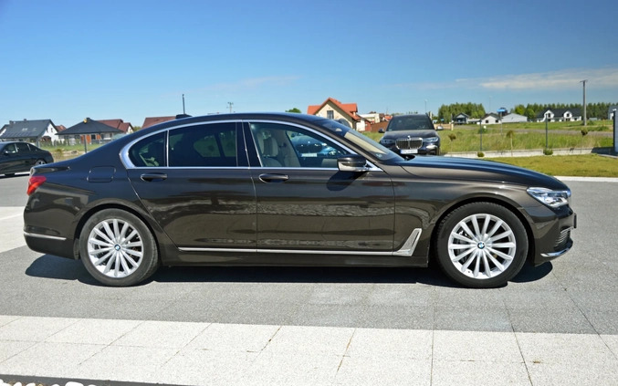 BMW Seria 7 cena 114900 przebieg: 256200, rok produkcji 2016 z Płock małe 172